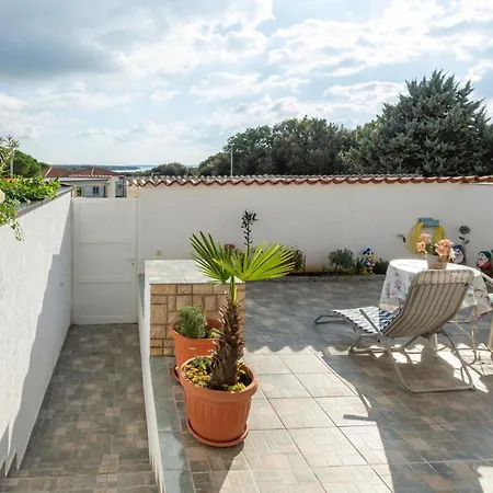 Stunning In With Wifi Apartman Barbariga