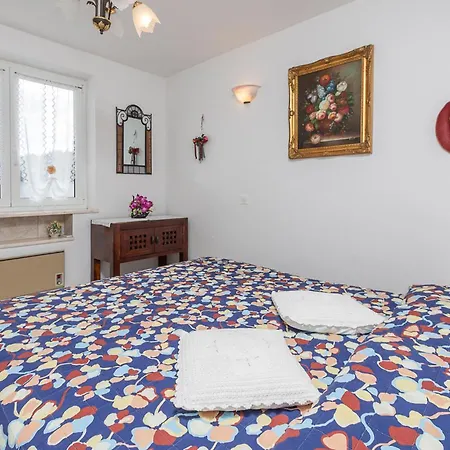 Appartement Lovely In With Wifi